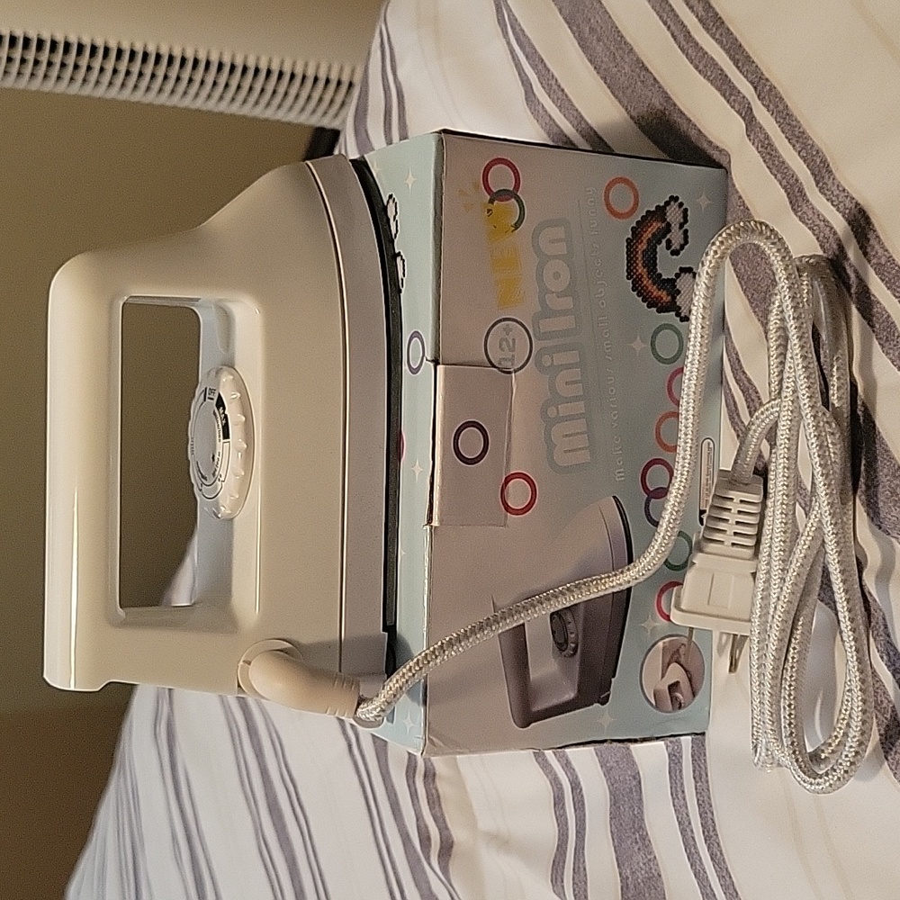 Mini iron